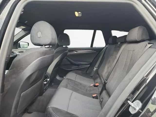 BMW 5 Series 520 d Touring M-Sport Mild-Hybrid 05/2021-photo-1