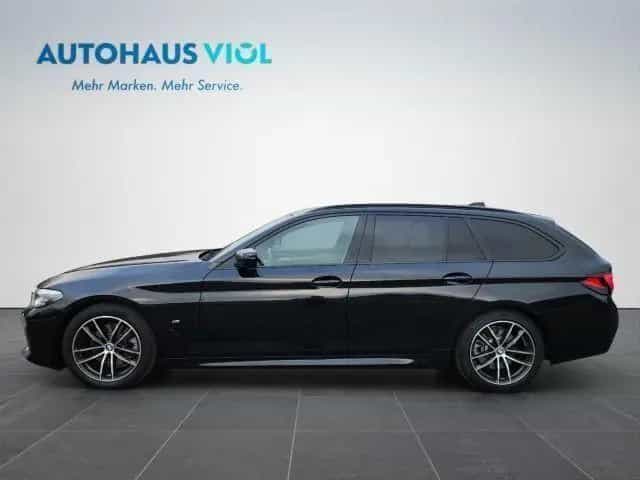 BMW 5 Series 520 d Touring M-Sport Mild-Hybrid 05/2021-photo-6