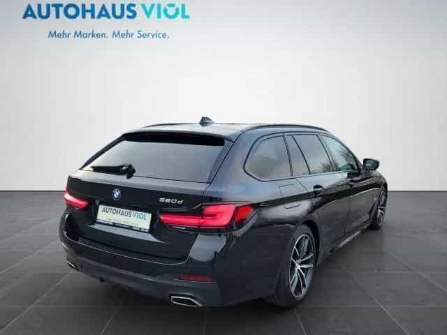 BMW 5 Series 520 d Touring M-Sport Mild-Hybrid 05/2021-photo-8