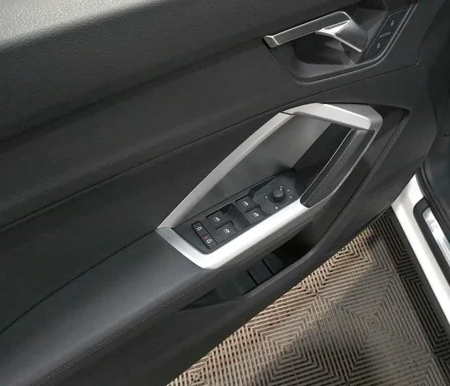 Audi Q3 40 TFSI quattro S line*TEM*RFK*ALC*MATRIX*AHK 04/2019-photo-16