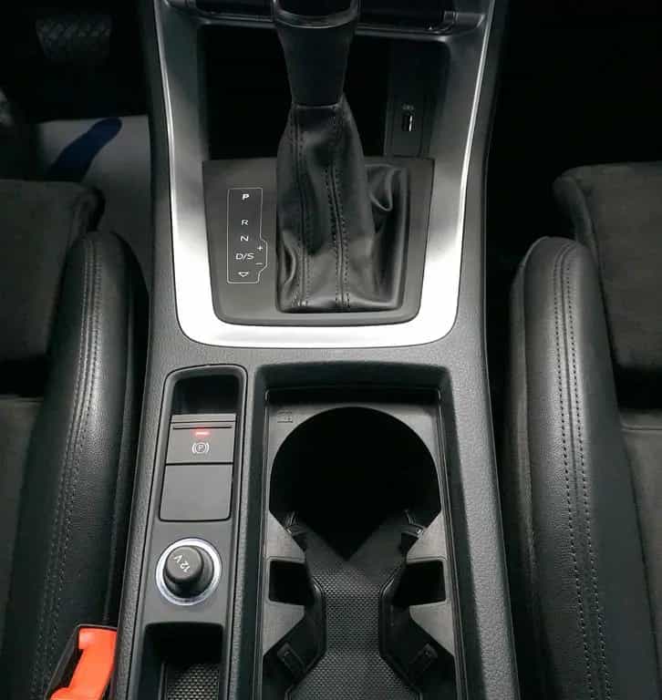 Audi Q3 40 TFSI quattro S line*TEM*RFK*ALC*MATRIX*AHK 04/2019-photo-19