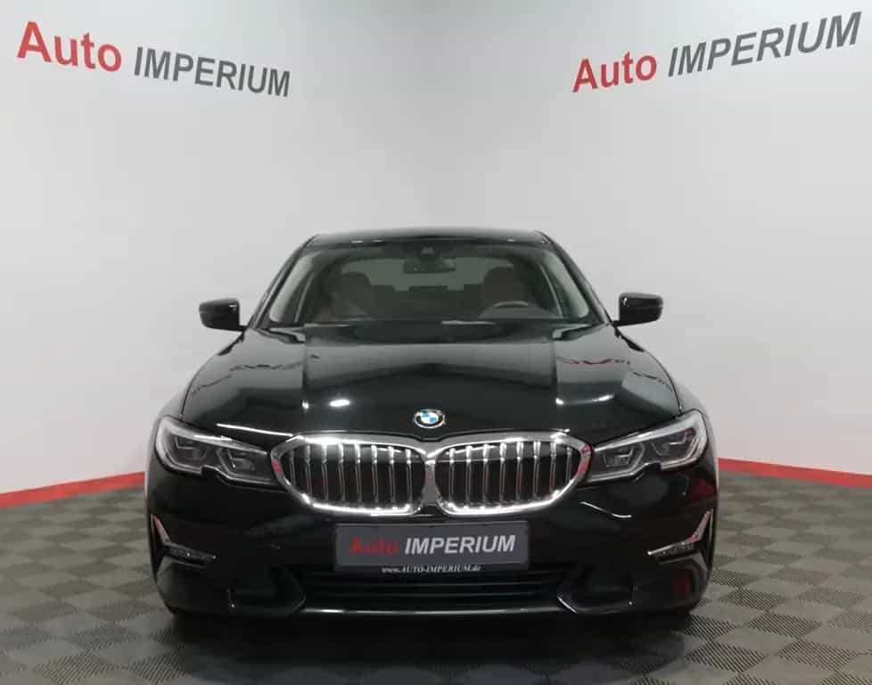 BMW 330 d xDrive Luxury Line *LEDER*LASER*SPORTSITZ* 07/2020-photo-1