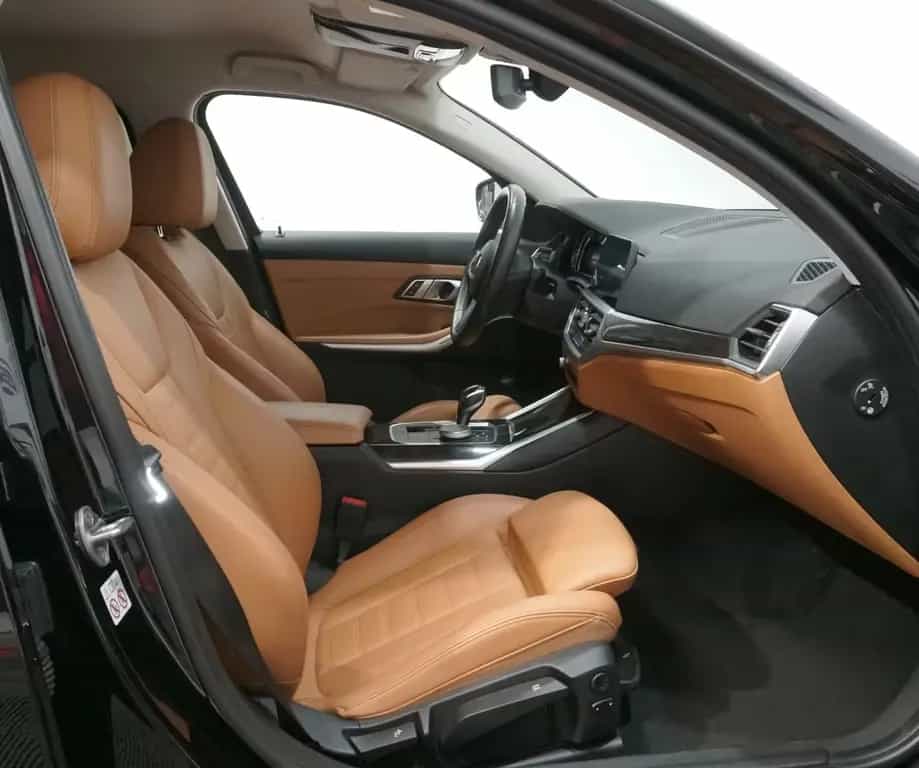 BMW 330 d xDrive Luxury Line *LEDER*LASER*SPORTSITZ* 07/2020-photo-28