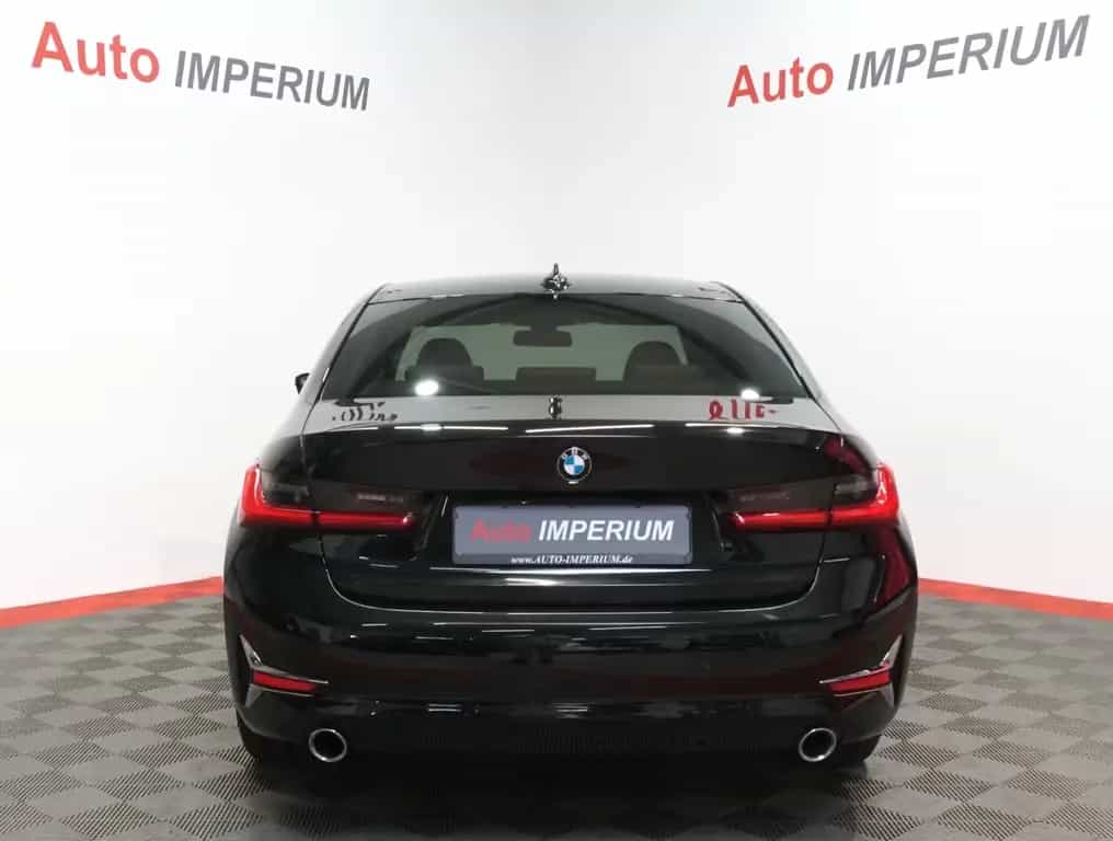 BMW 330 d xDrive Luxury Line *LEDER*LASER*SPORTSITZ* 07/2020-photo-4