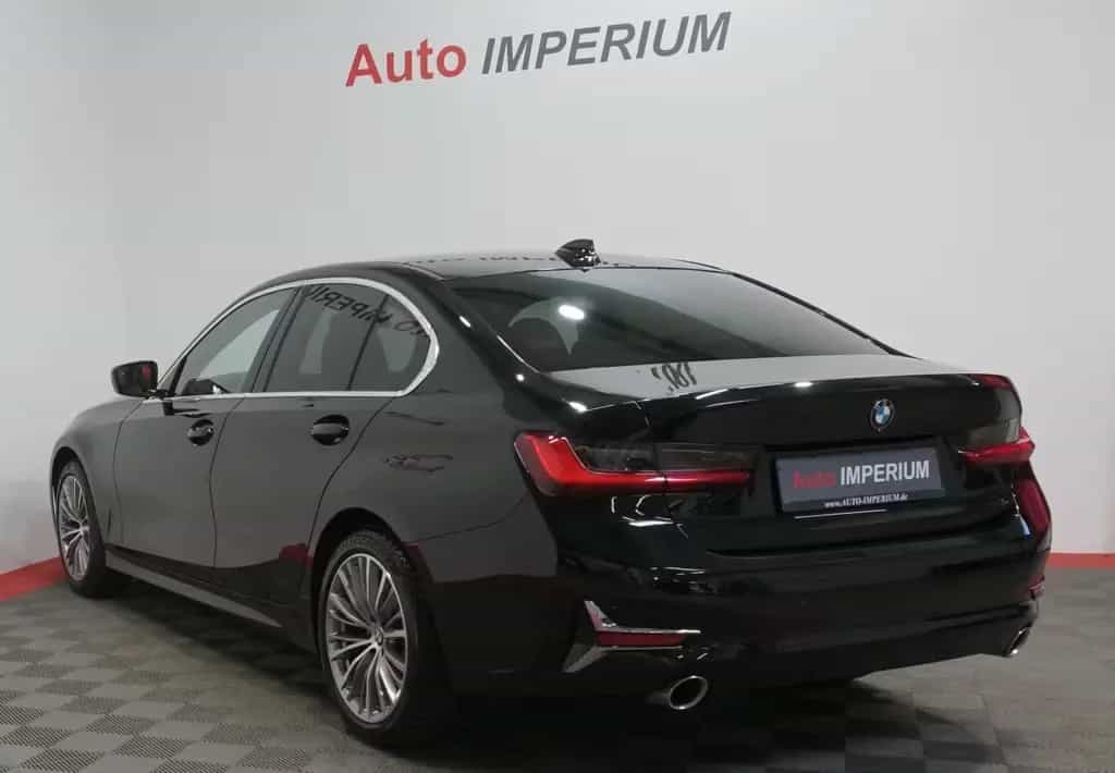 BMW 330 d xDrive Luxury Line *LEDER*LASER*SPORTSITZ* 07/2020-photo-5