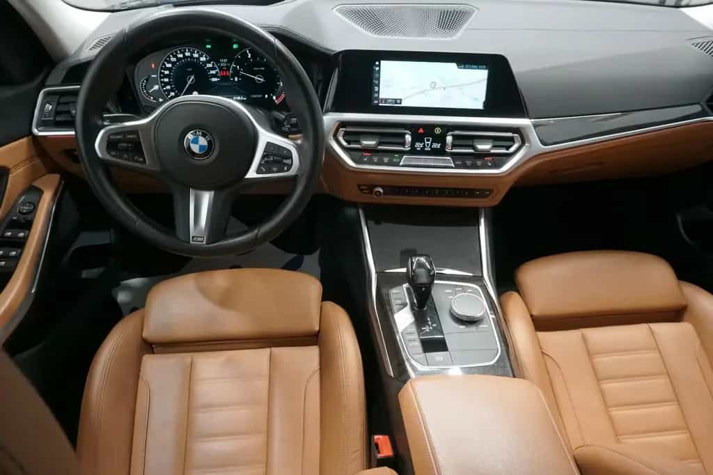 BMW 330 d xDrive Luxury Line *LEDER*LASER*SPORTSITZ* 07/2020-photo-6