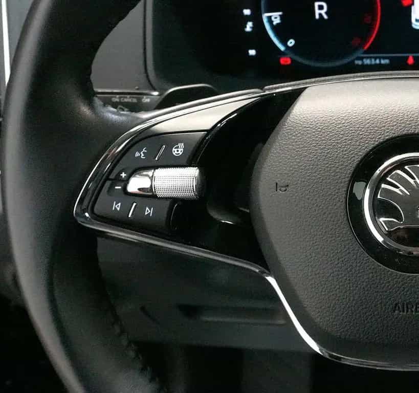 Skoda Karoq Style 1.5 TSI*TEMP*DAB*LED*VC*LHZ* 06/2022-photo-9