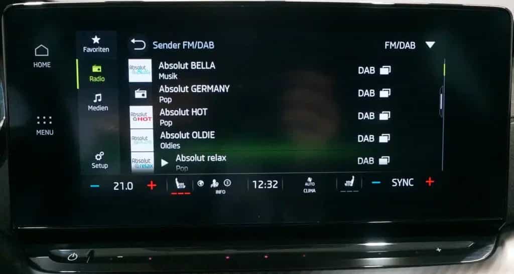 Skoda Octavia Combi RS 2.0 TSI*Massage*RfK*LED*Alcanta 07/2022-photo-24
