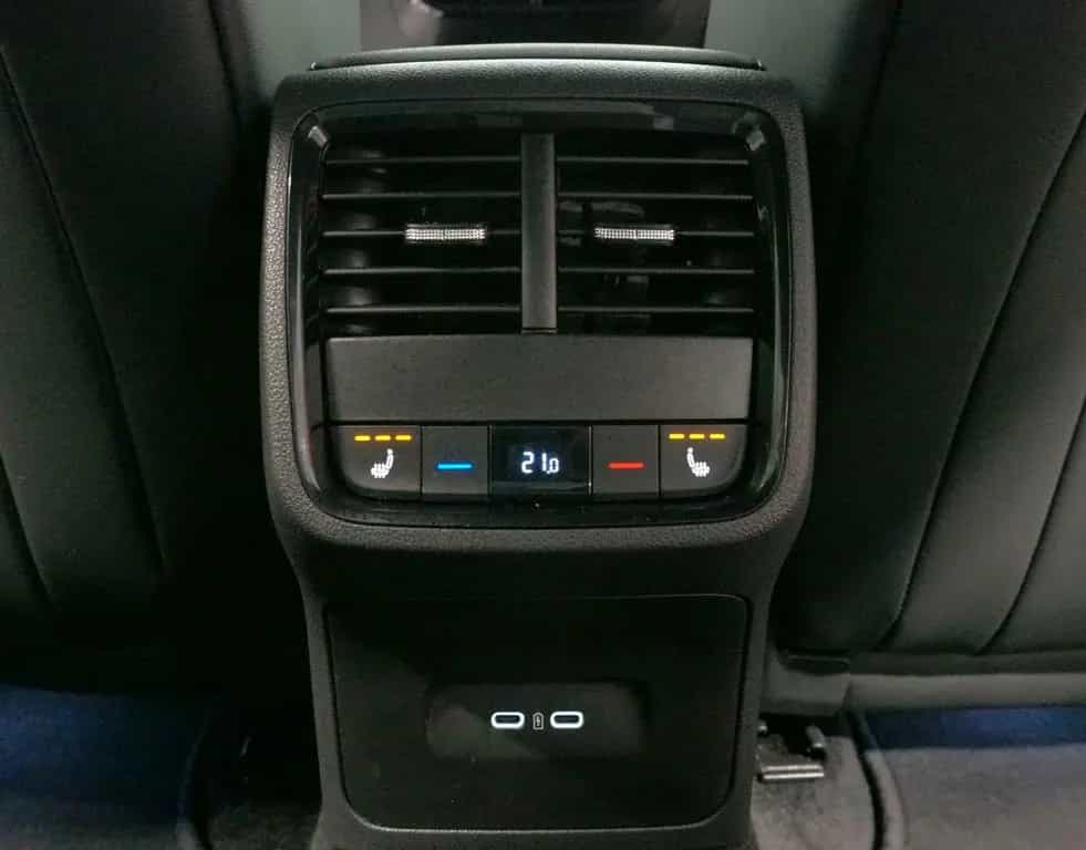 Skoda Octavia Combi RS 2.0 TSI*Massage*RfK*LED*Alcanta 07/2022-photo-33