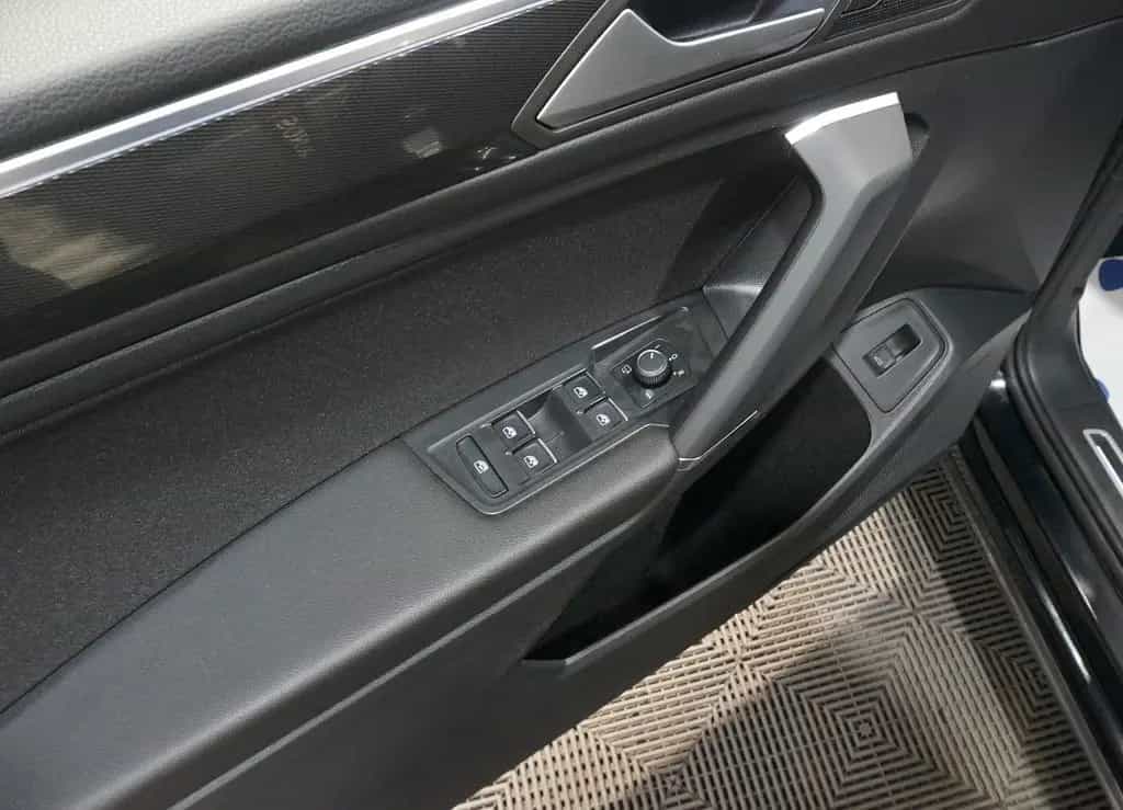 Volkswagen Tiguan Allspace 2.0 TSI Highline 4Motion*PANO* 10/2020-photo-17