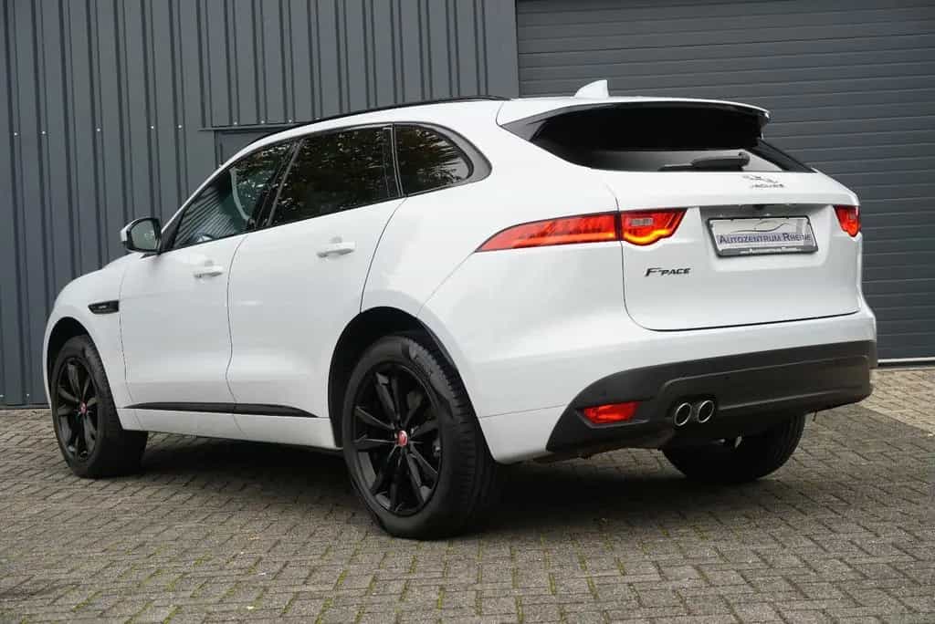 Jaguar F-Pace R-Sport AWD Bi-Xenon RFK SHZ NAVI Ambient 10/2016-photo-4