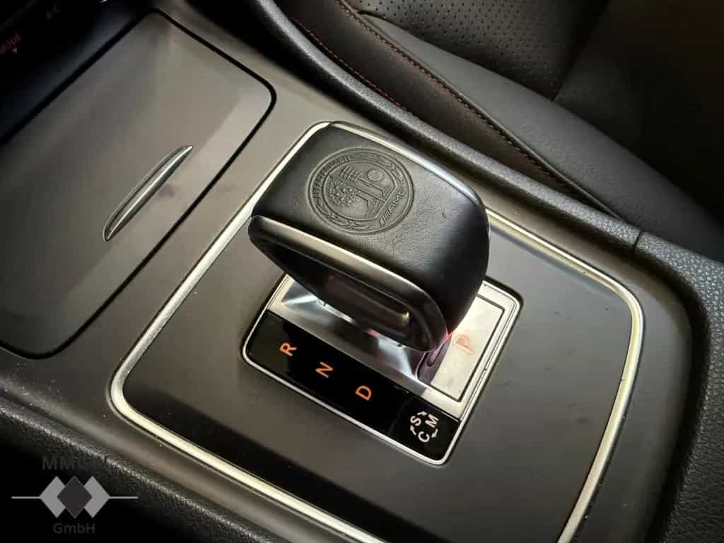 Mercedes-Benz A 45 AMG 4Matic Navi/Leder/HarmanKardon/BiXenon/ 12/2013-photo-17