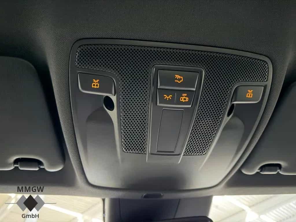 Mercedes-Benz A 45 AMG 4Matic Navi/Leder/HarmanKardon/BiXenon/ 12/2013-photo-21
