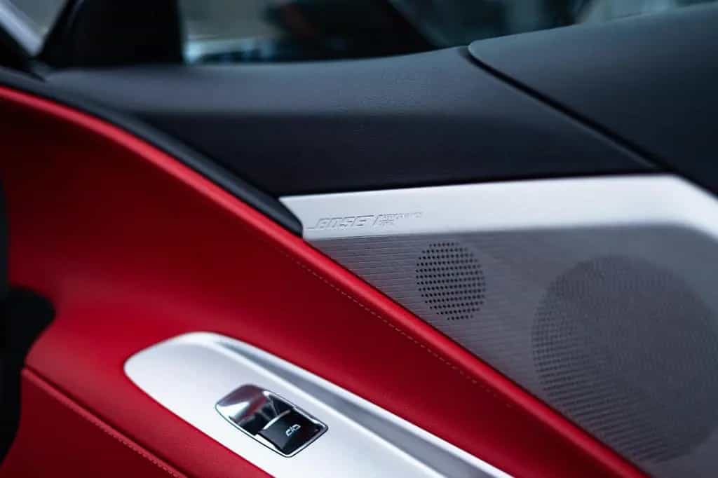Corvette C8 Z06 Paket / 4x Kamera / HUD 07/2022-photo-10
