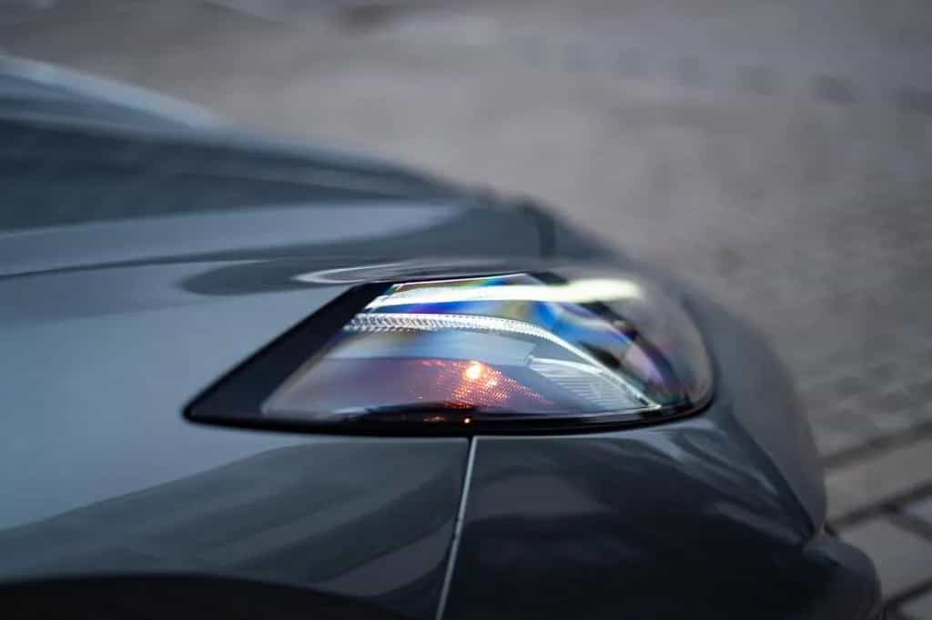 Corvette C8 Z06 Paket / 4x Kamera / HUD 07/2022-photo-4