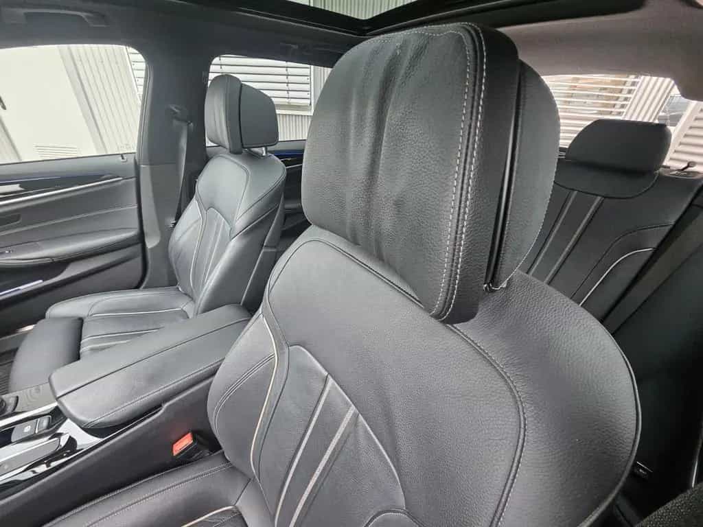 BMW 5 Series 540 i xDrive Touring Sport Line Digi Cock LED 07/2019-photo-35
