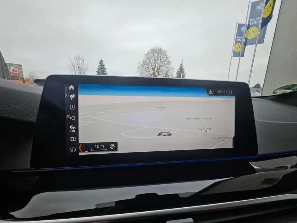 BMW 5 Series 540 i xDrive Touring Sport Line Digi Cock LED 07/2019-photo-37
