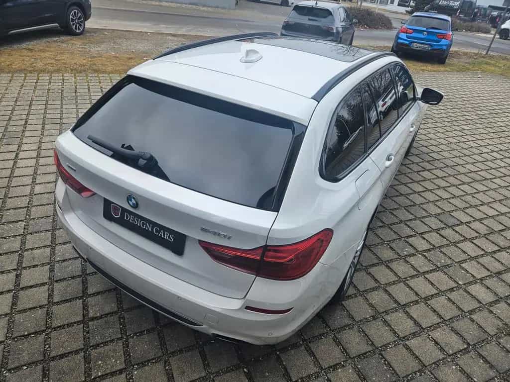 BMW 5 Series 540 i xDrive Touring Sport Line Digi Cock LED 07/2019-photo-6