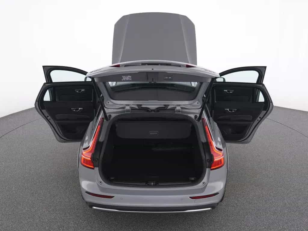 Volvo V60 Cross Country B4 AWD Plus+WINTERPAK+RFK+19 02/2024-photo-13