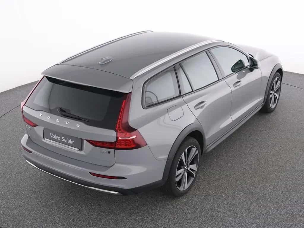 Volvo V60 Cross Country B4 AWD Plus+WINTERPAK+RFK+19 02/2024-photo-18