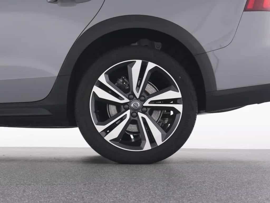 Volvo V60 Cross Country B4 AWD Plus+WINTERPAK+RFK+19 02/2024-photo-20