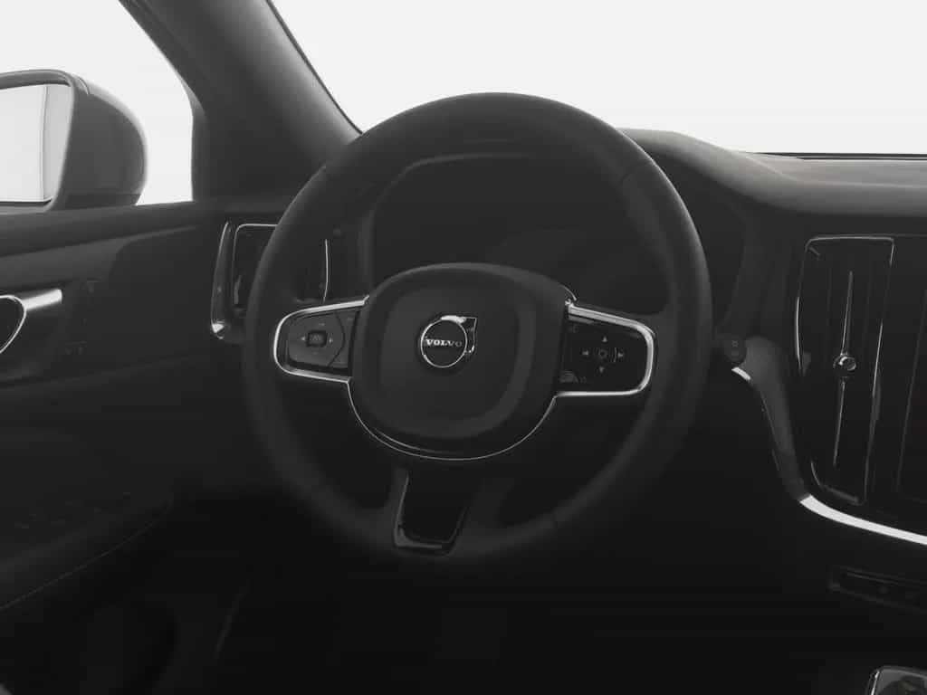 Volvo V60 Cross Country B4 AWD Plus+WINTERPAK+RFK+19 02/2024-photo-4