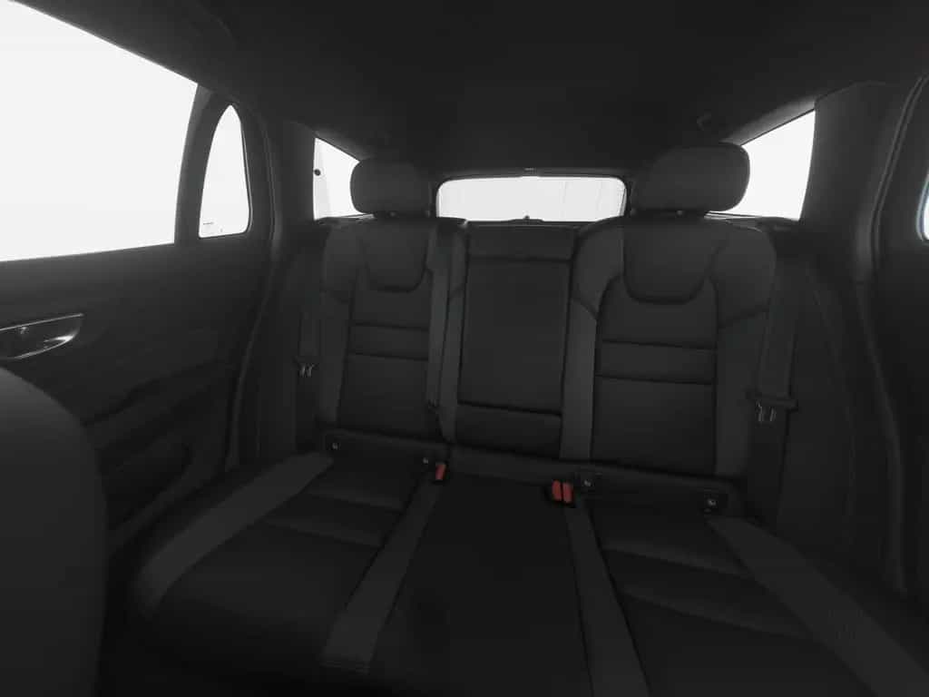 Volvo V60 Cross Country B4 AWD Plus+WINTERPAK+RFK+19 02/2024-photo-5