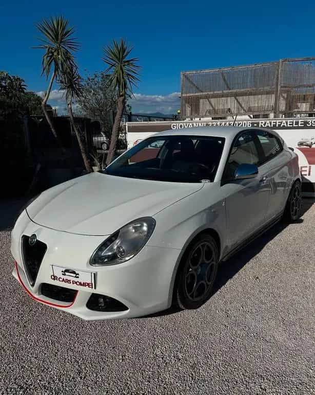 Alfa Romeo Giulietta 1.4 Turbo MultiAir Progress 05/2011-photo-0