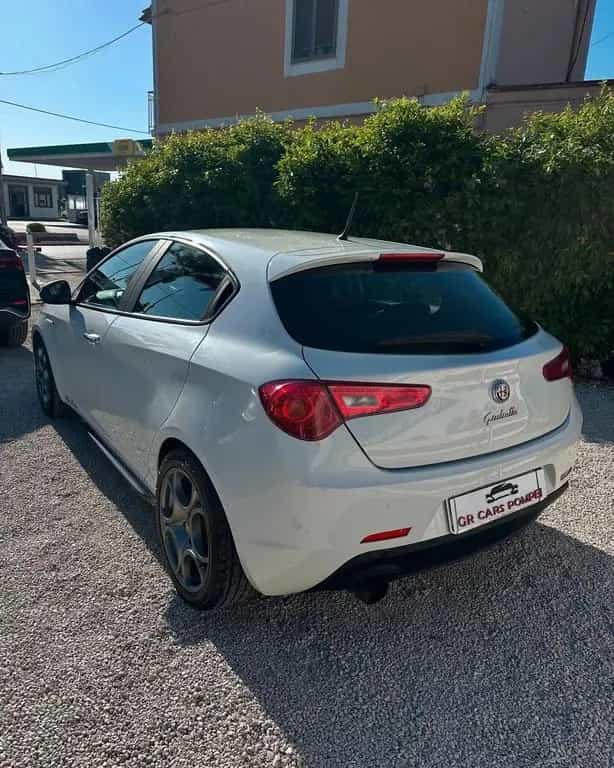 Alfa Romeo Giulietta 1.4 Turbo MultiAir Progress 05/2011-photo-5