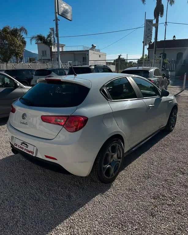 Alfa Romeo Giulietta 1.4 Turbo MultiAir Progress 05/2011-photo-7