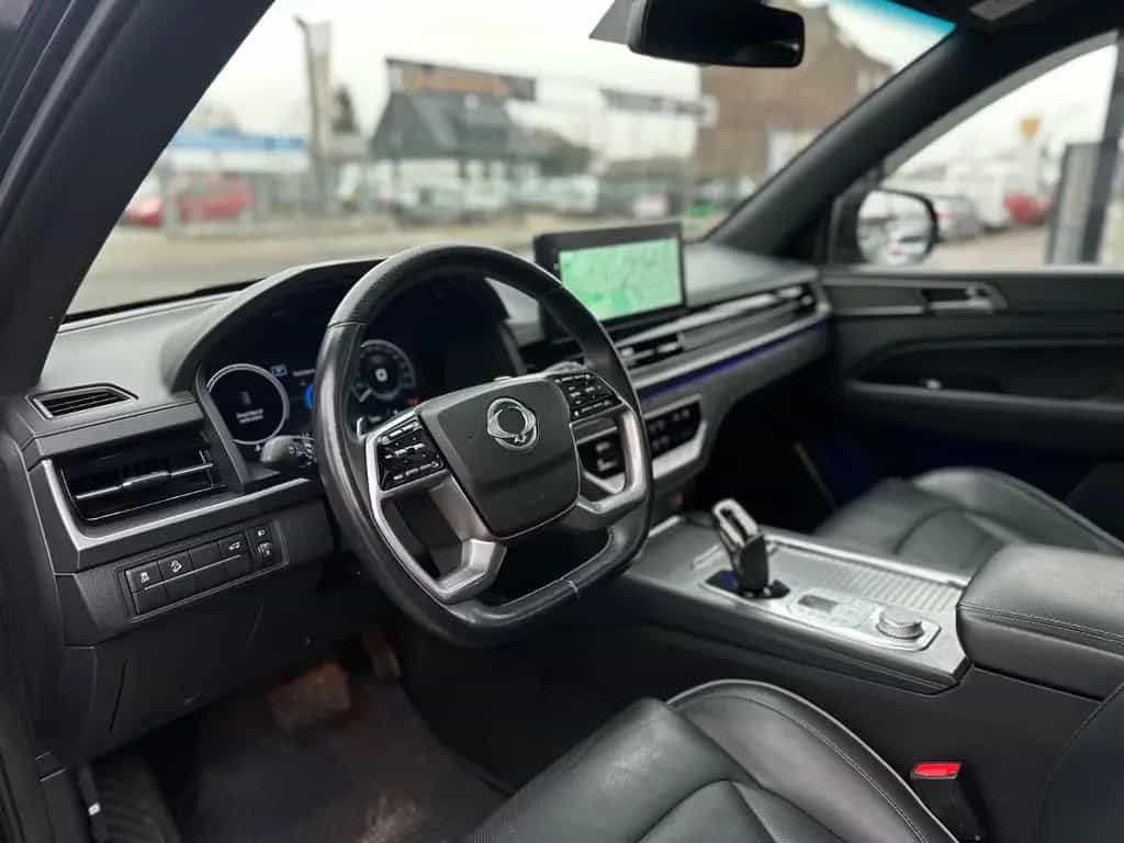 Ssangyong REXTON SAPPHIRE-LED-NAVI-LEDER-360°-AHK SHZ-PANO 06/2024-photo-10