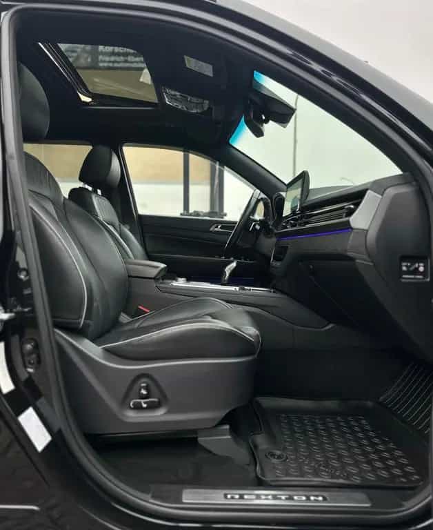 Ssangyong REXTON SAPPHIRE-LED-NAVI-LEDER-360°-AHK SHZ-PANO 06/2024-photo-11