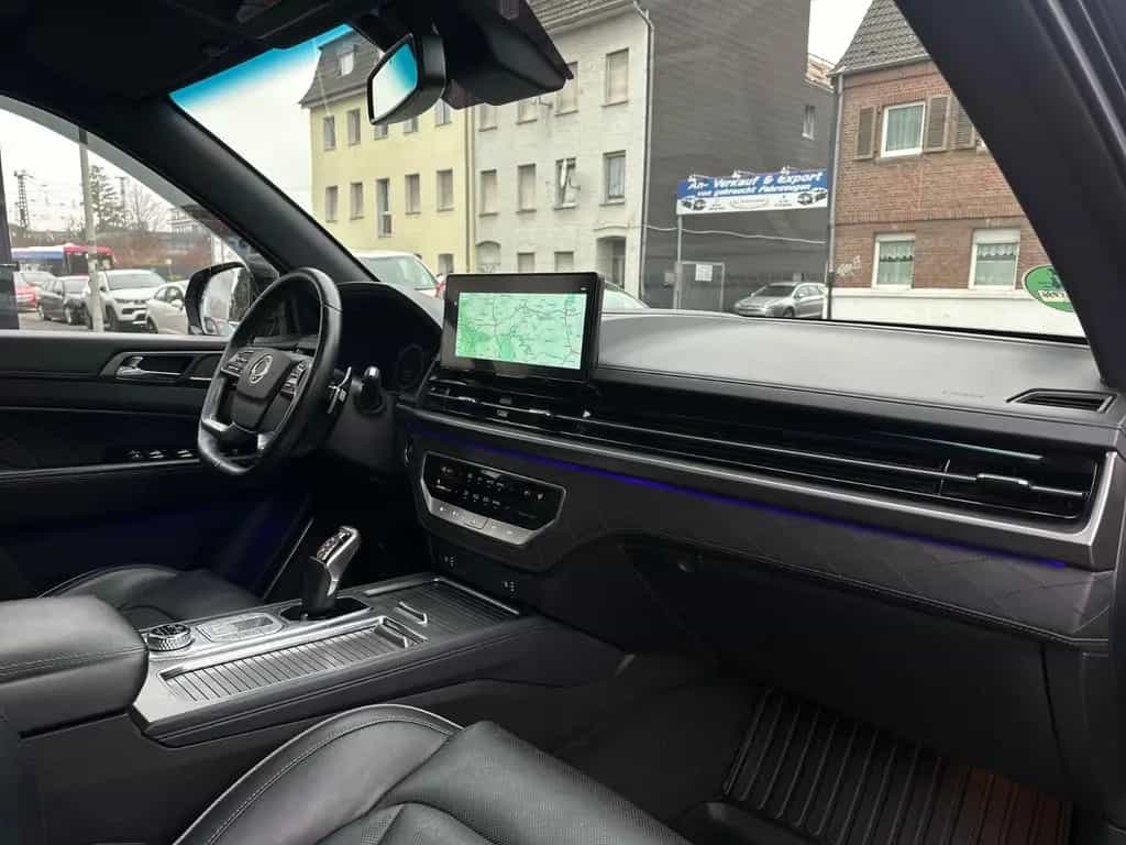 Ssangyong REXTON SAPPHIRE-LED-NAVI-LEDER-360°-AHK SHZ-PANO 06/2024-photo-12