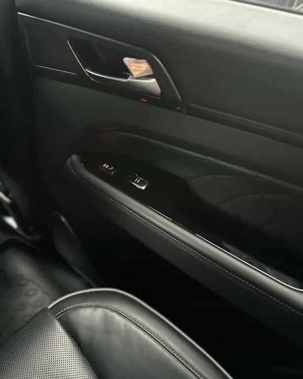 Ssangyong REXTON SAPPHIRE-LED-NAVI-LEDER-360°-AHK SHZ-PANO 06/2024-photo-31