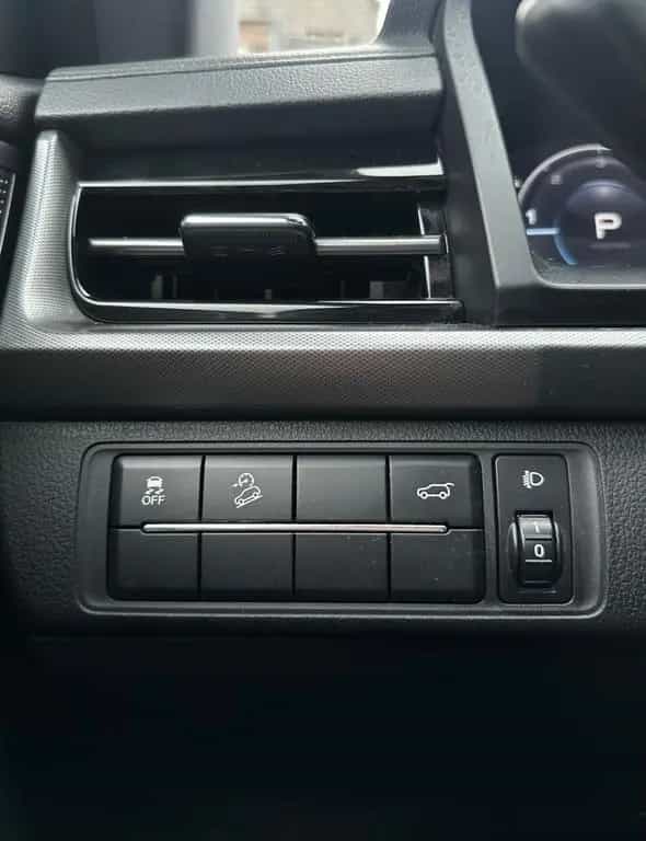 Ssangyong REXTON SAPPHIRE-LED-NAVI-LEDER-360°-AHK SHZ-PANO 06/2024-photo-32