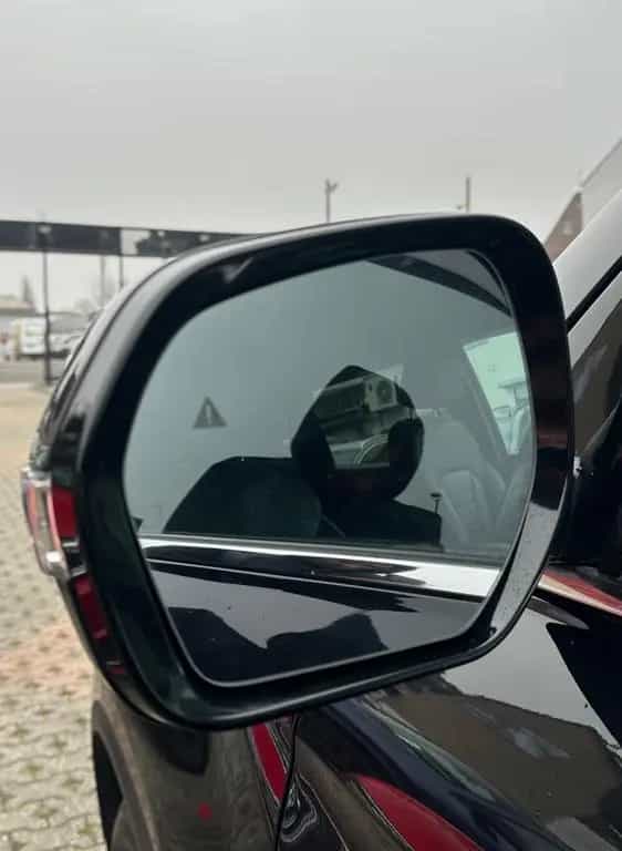Ssangyong REXTON SAPPHIRE-LED-NAVI-LEDER-360°-AHK SHZ-PANO 06/2024-photo-37