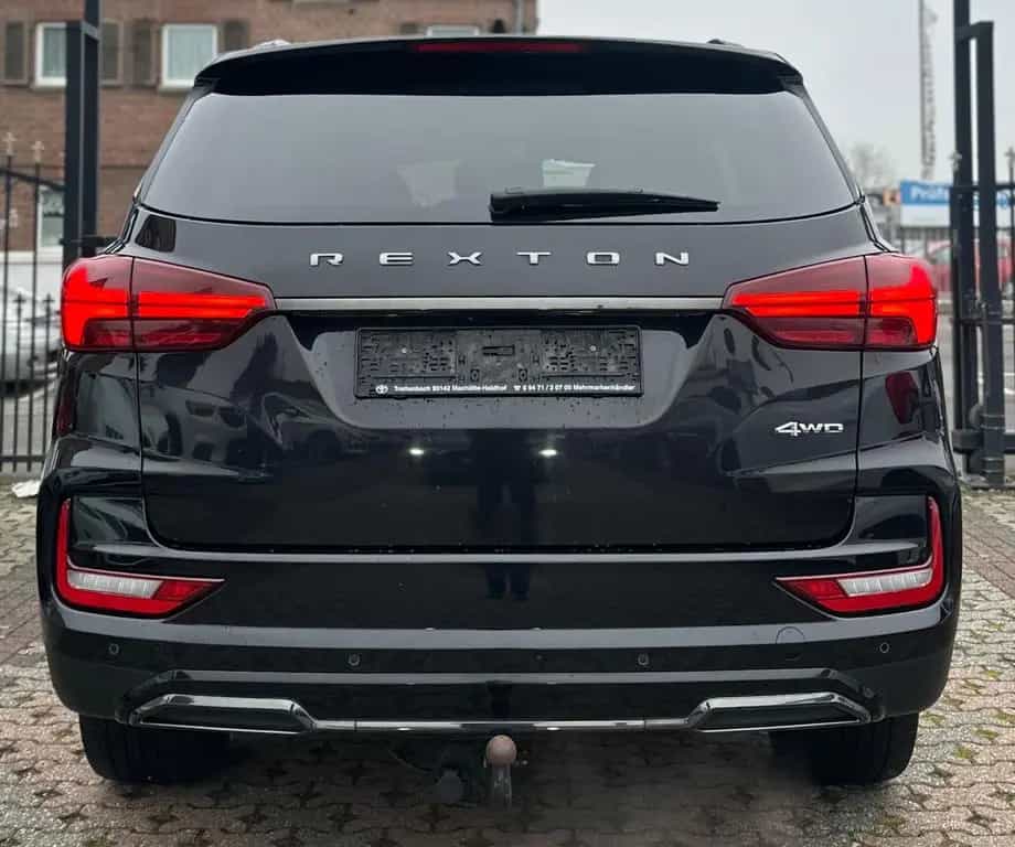Ssangyong REXTON SAPPHIRE-LED-NAVI-LEDER-360°-AHK SHZ-PANO 06/2024-photo-5