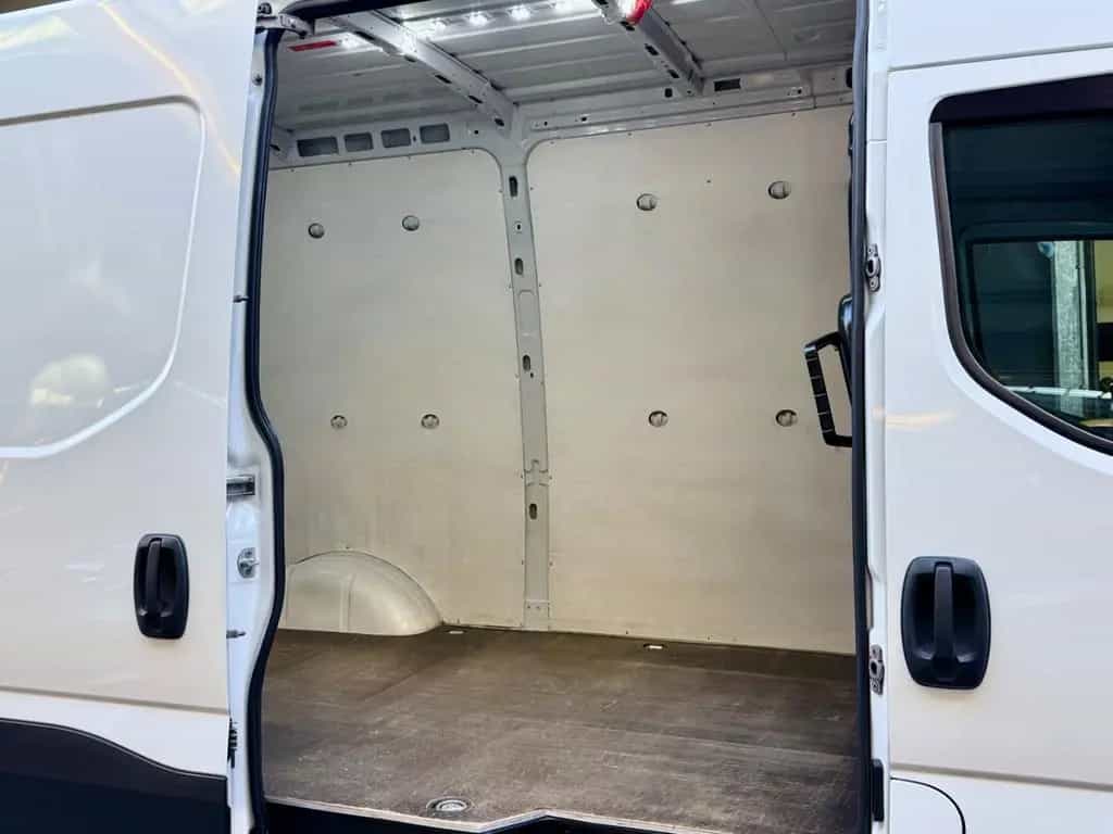 Iveco Other Daily 2.3D L3H2 3,5t AUTOMATIK AHK KLIMA PDC 11/2017-photo-14