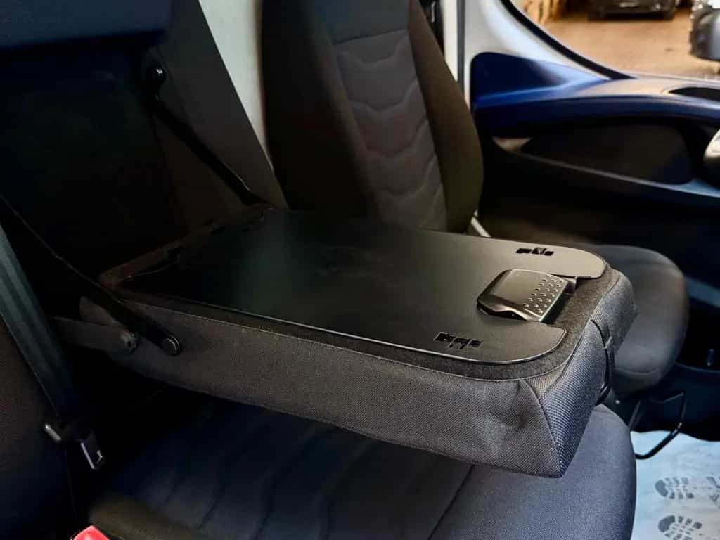 Iveco Other Daily 2.3D L3H2 3,5t AUTOMATIK AHK KLIMA PDC 11/2017-photo-20