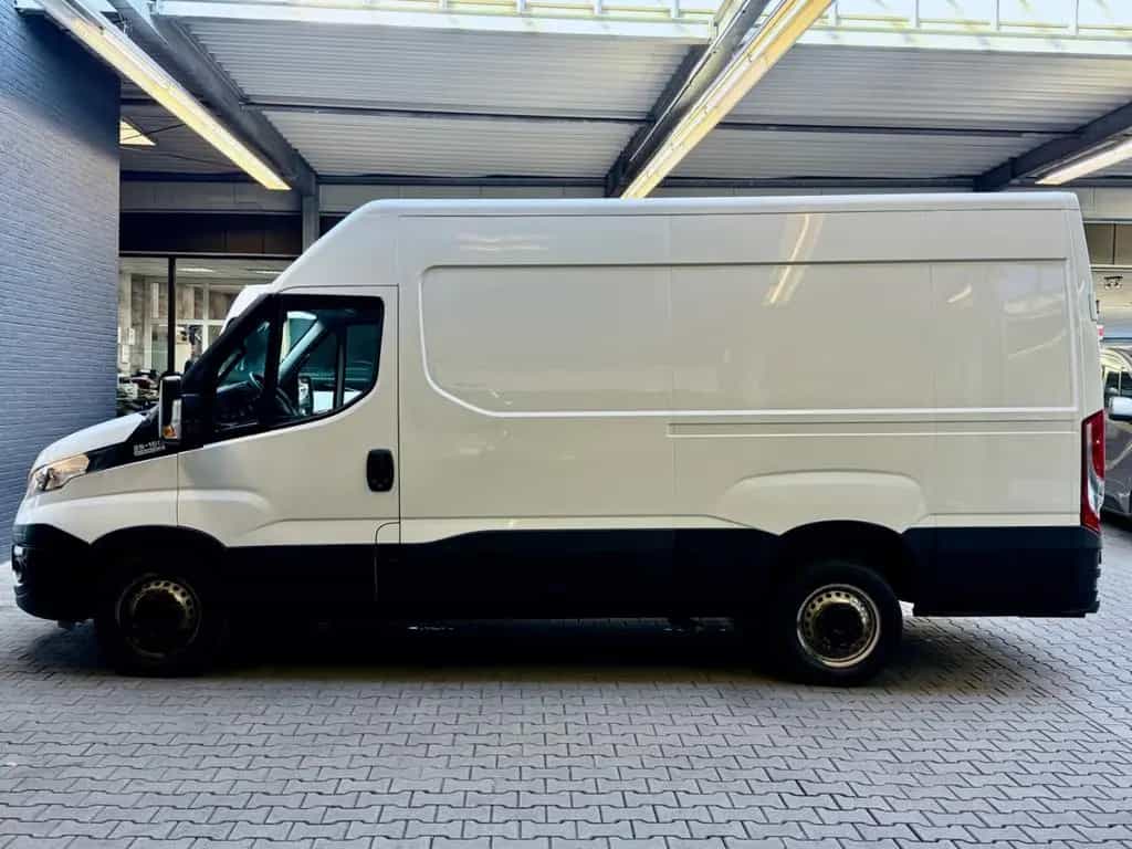 Iveco Other Daily 2.3D L3H2 3,5t AUTOMATIK AHK KLIMA PDC 11/2017-photo-6