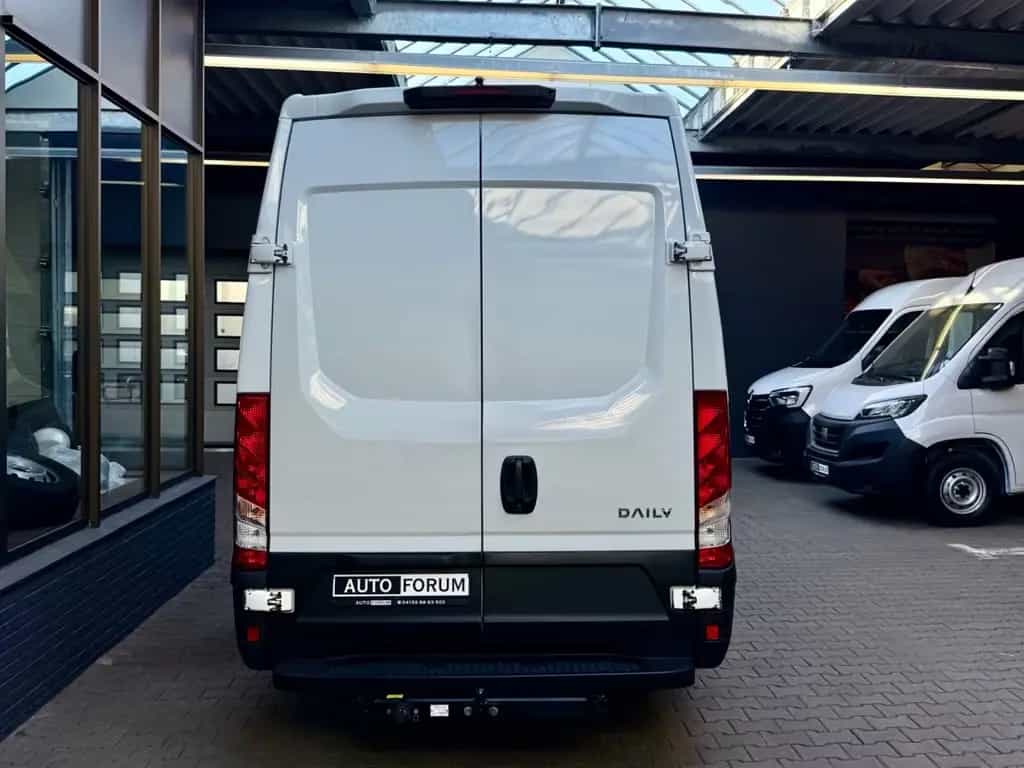 Iveco Other Daily 2.3D L3H2 3,5t AUTOMATIK AHK KLIMA PDC 11/2017-photo-8