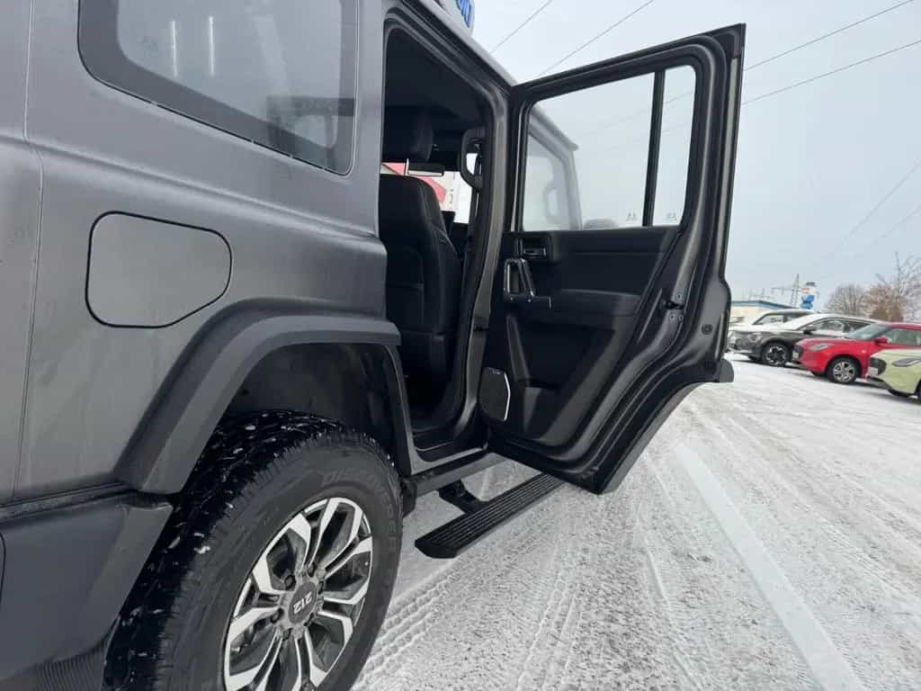 BAW ZF 8GangAutomatik,Offroader,LED,Seilwinde,Leder 02/2026-photo-16