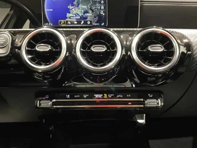 Mercedes-Benz A 200 Style Automatik EU6d LED Navi Klima PDC 07/2021-photo-11