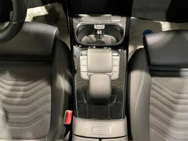 Mercedes-Benz A 200 Style Automatik EU6d LED Navi Klima PDC 07/2021-photo-13