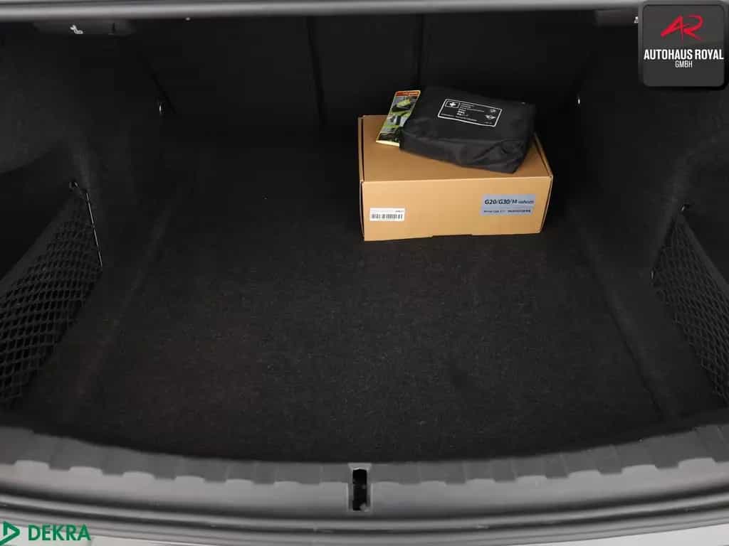 BMW 3 Series 320 d M SPORT SHADOW HUD,HARMAN/K,ACC,TOTWINKEL 09/2021-photo-11