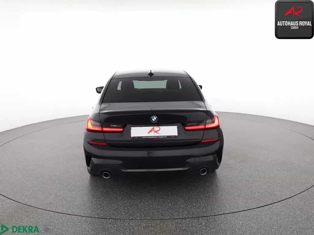BMW 3 Series 320 d M SPORT SHADOW HUD,HARMAN/K,ACC,TOTWINKEL 09/2021-photo-3