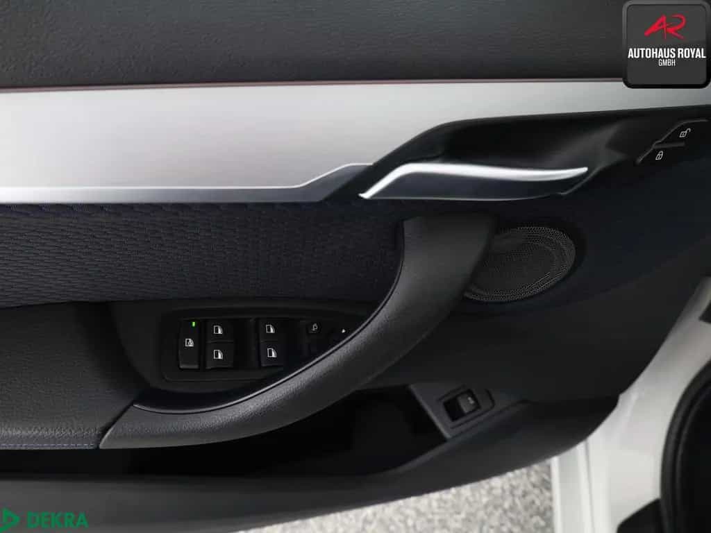 BMW X1 sDrive20i M SPORT SHADOW HUD,HARMAN/K,PDC,AHK 06/2019-photo-12