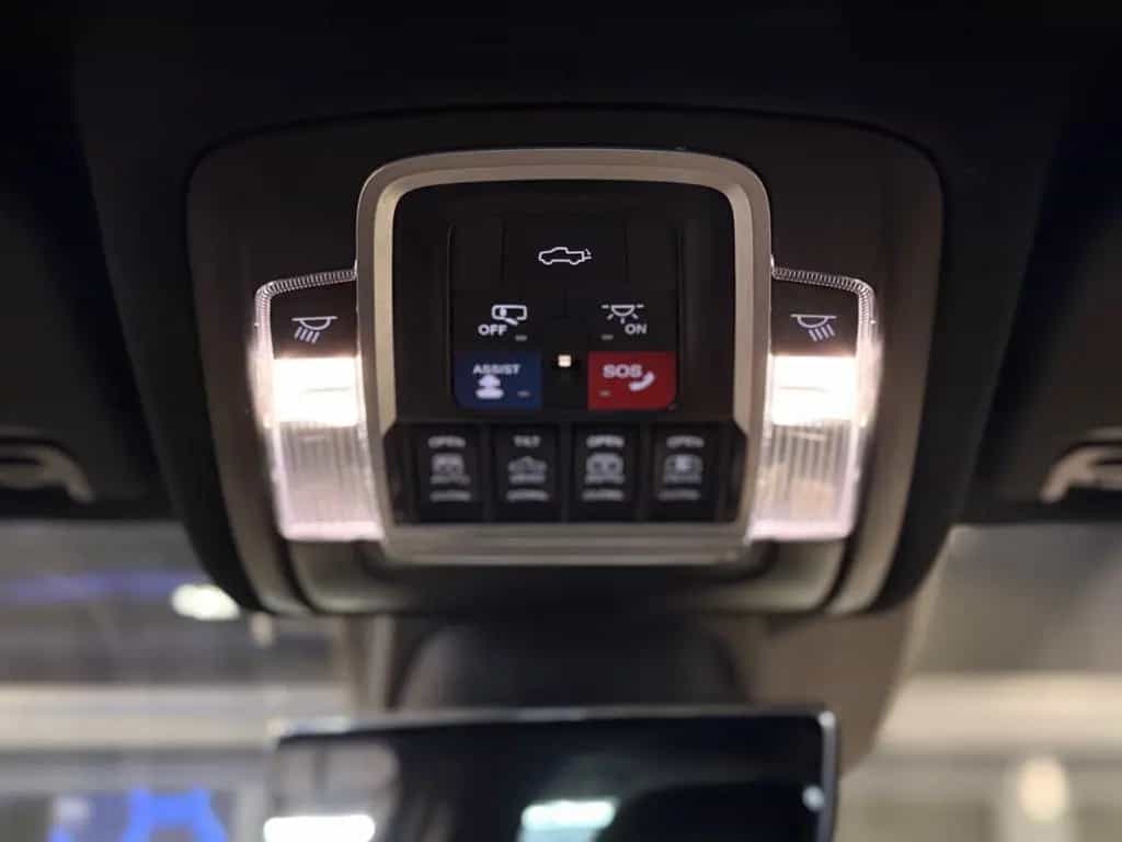 Dodge RAM 1500 5.7 LIMITED/NIGHT/VIRTUAL/FACELIFT/19%/ 06/2023-photo-34