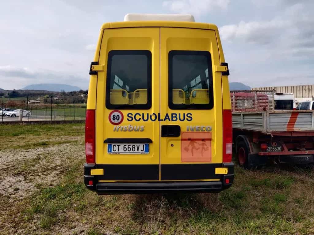 Iveco Daily SCUOLABUS 28 1 1 IRISBUS 09/2006-photo-3