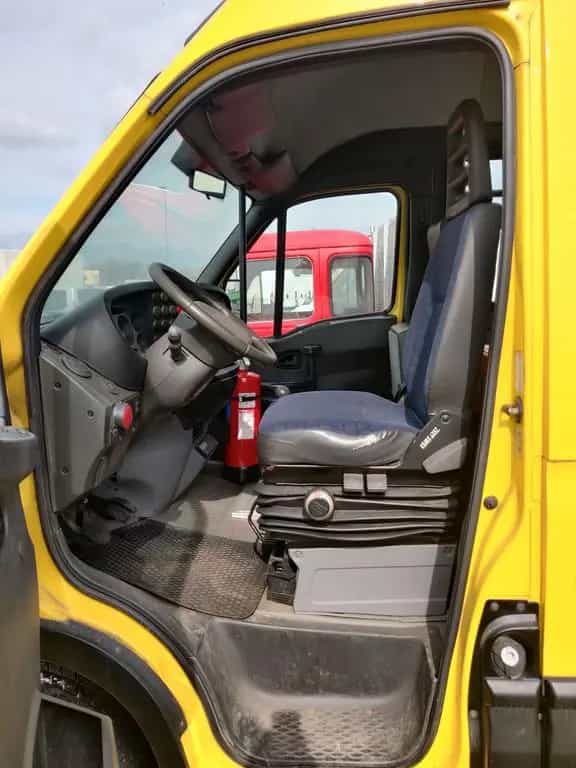 Iveco Daily SCUOLABUS 28 1 1 IRISBUS 09/2006-photo-5